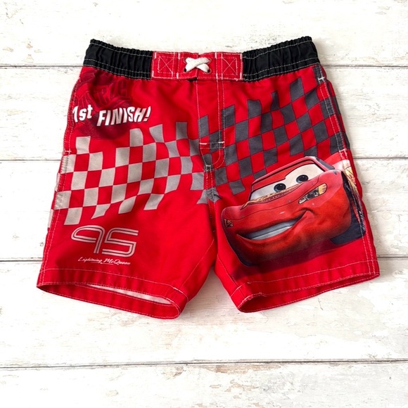 Disney 3T Boys Pixar Cars Red Swimsuit Swim Trunks Toddler Lightning Mcqueen - Picture 1 of 2